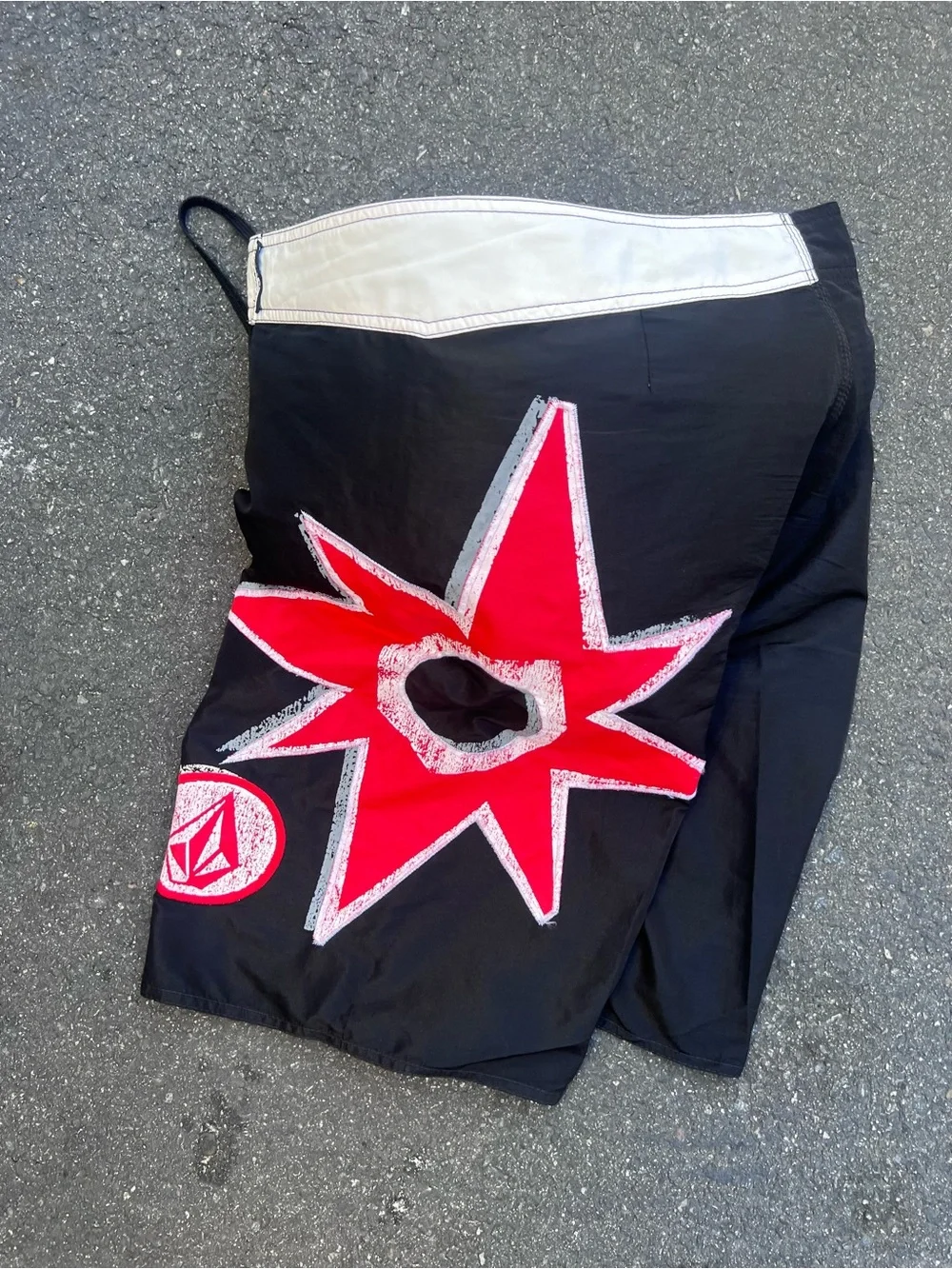Vintage Volcom Board Shorts Mens 34 Bruce Irons Y2K Embroidered